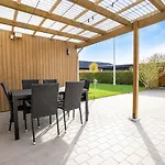 Βίλα The Lighthouse - 170m2 5-bedroom House For 8 Persons In Odense - Free Parking *